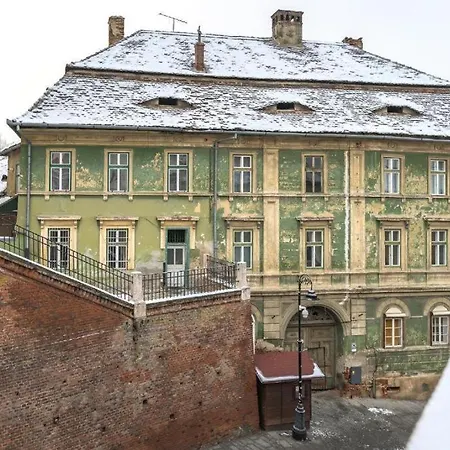 Queen Bridge Apartment Sibiu